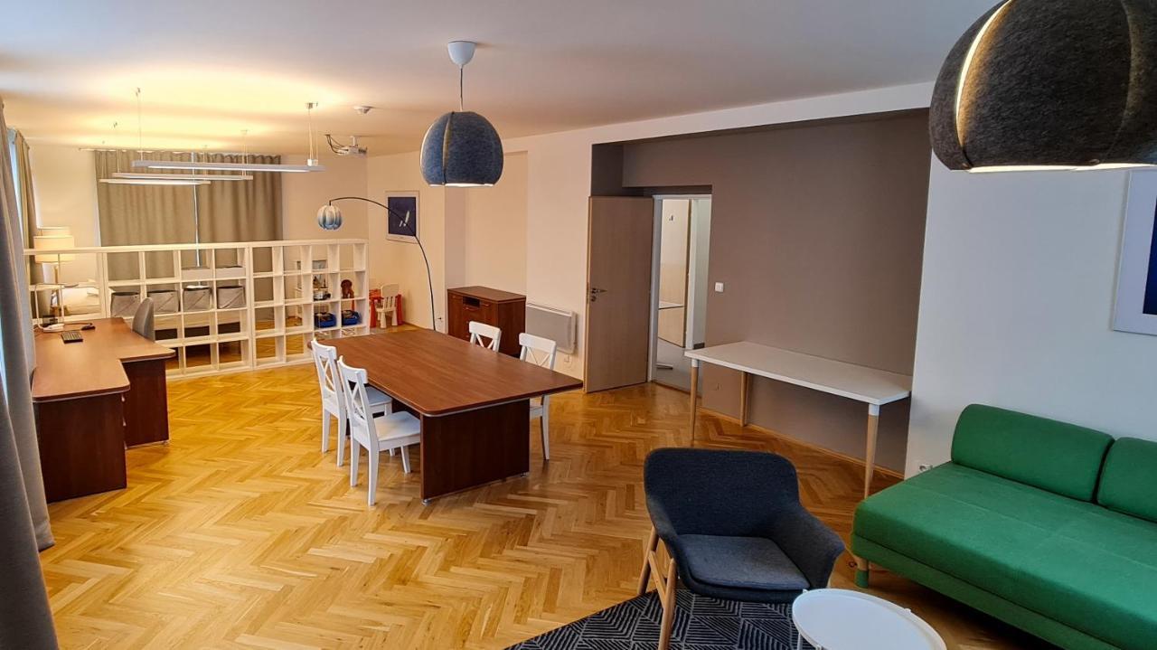 Veleslavin Apartments Prag Exterior foto