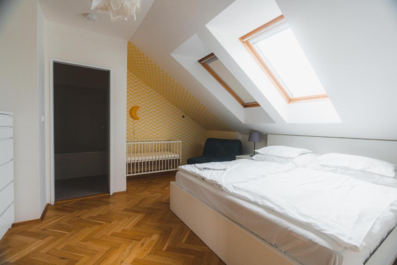 Veleslavin Apartments Prag Exterior foto